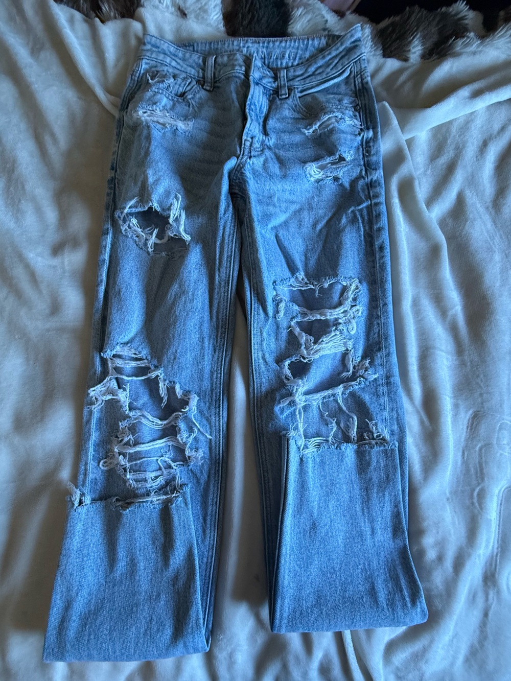 American Eagle Outfitters Light Blue Denim Jeans